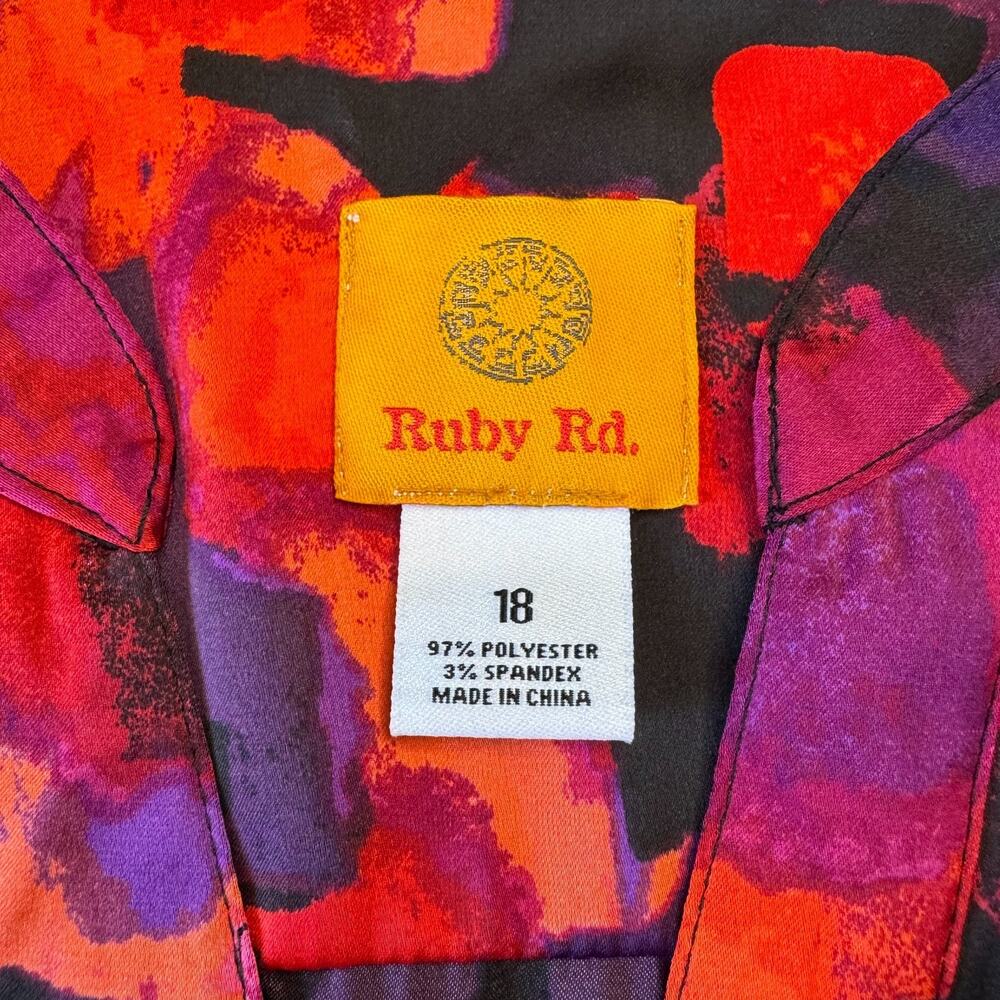 Ruby Rd Women’s 18 Long Sleeve Button-Down Blouse Fuchsia Paint Floral - Picture 2 of 5